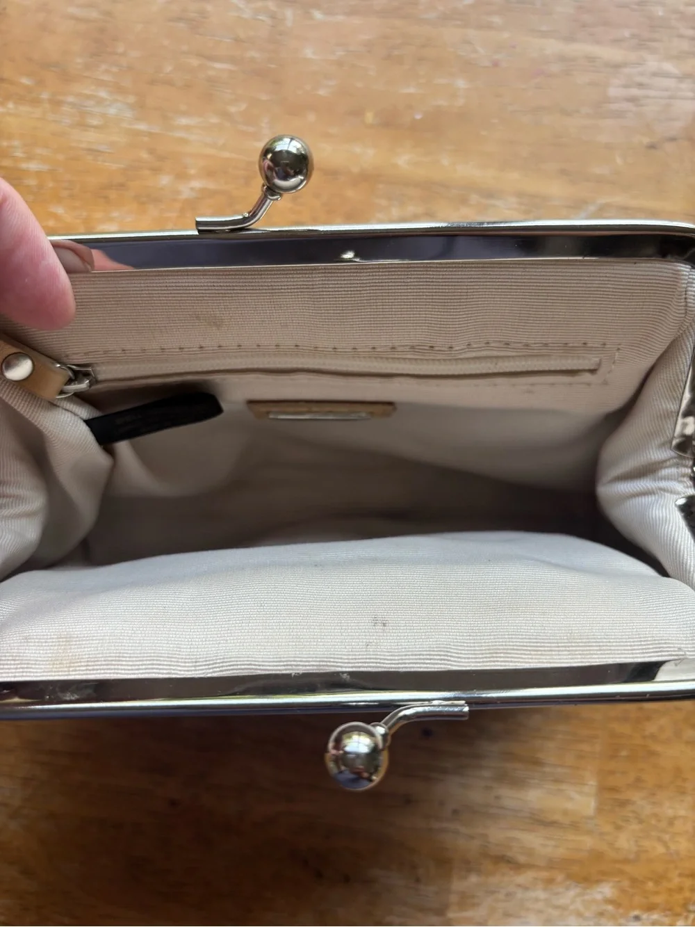Talbots Taupe Pebble 100% Leather Wristlet Kisslock Clutch
